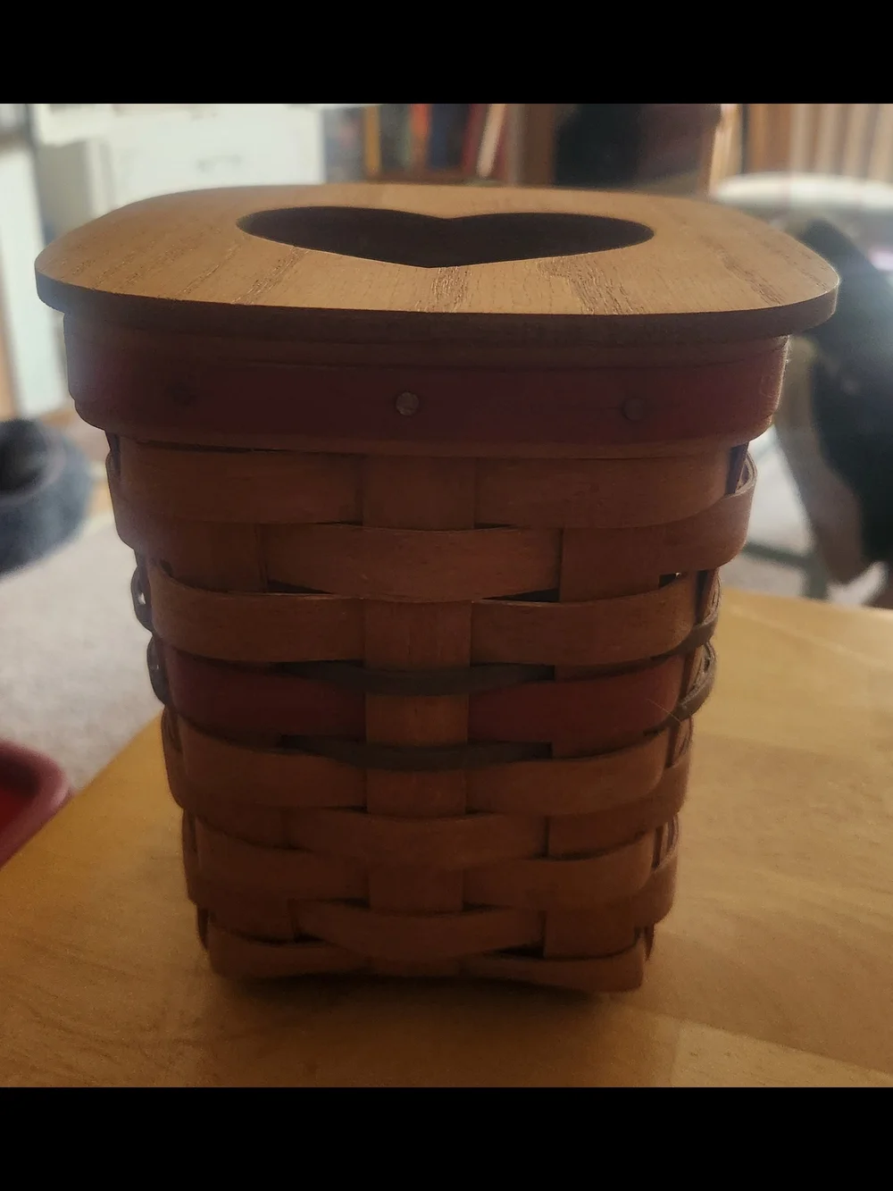Longaberger 1990 All American Basket With Heart Cutout Lid